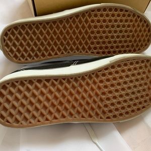 Vans Authentic Black/White